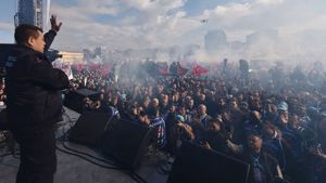 Deadlock sets Turkish metalworkers en route to strike